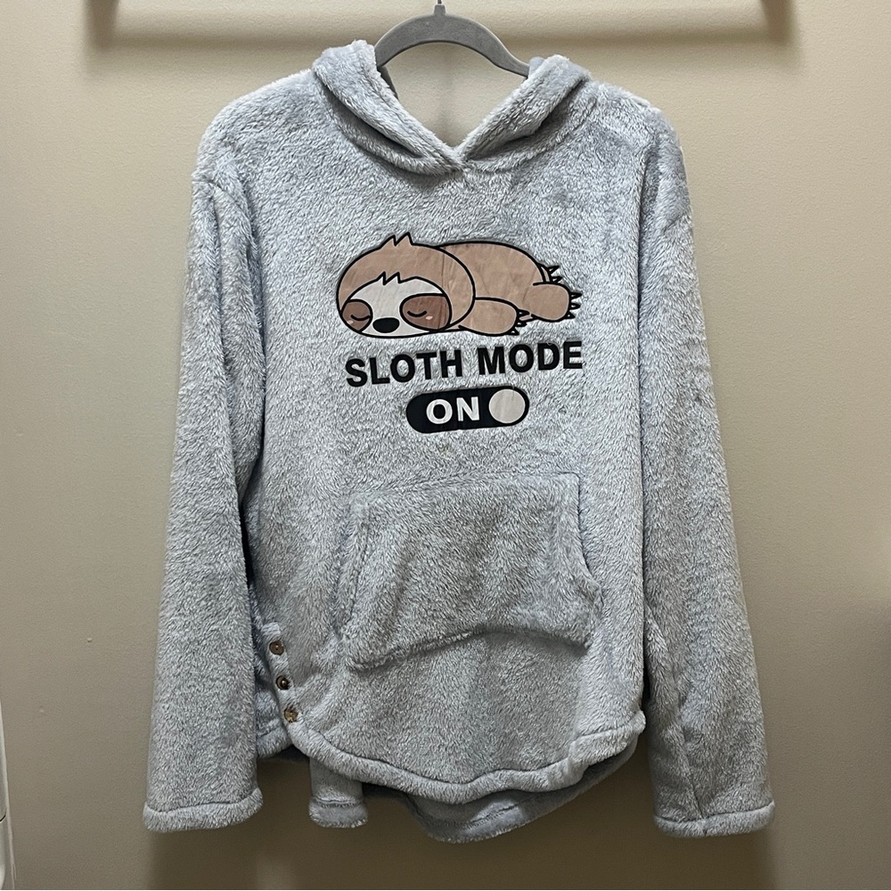 Sloth Mode Plush Hoodie - Light Gray with Sloth Graphic